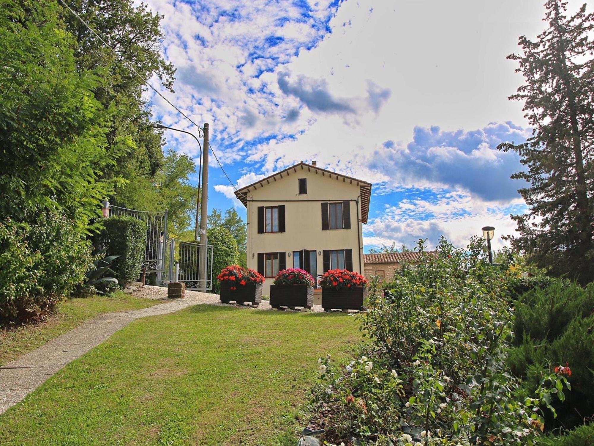 Nice Flat In Arcevia With Swimming Pool Exteriér fotografie