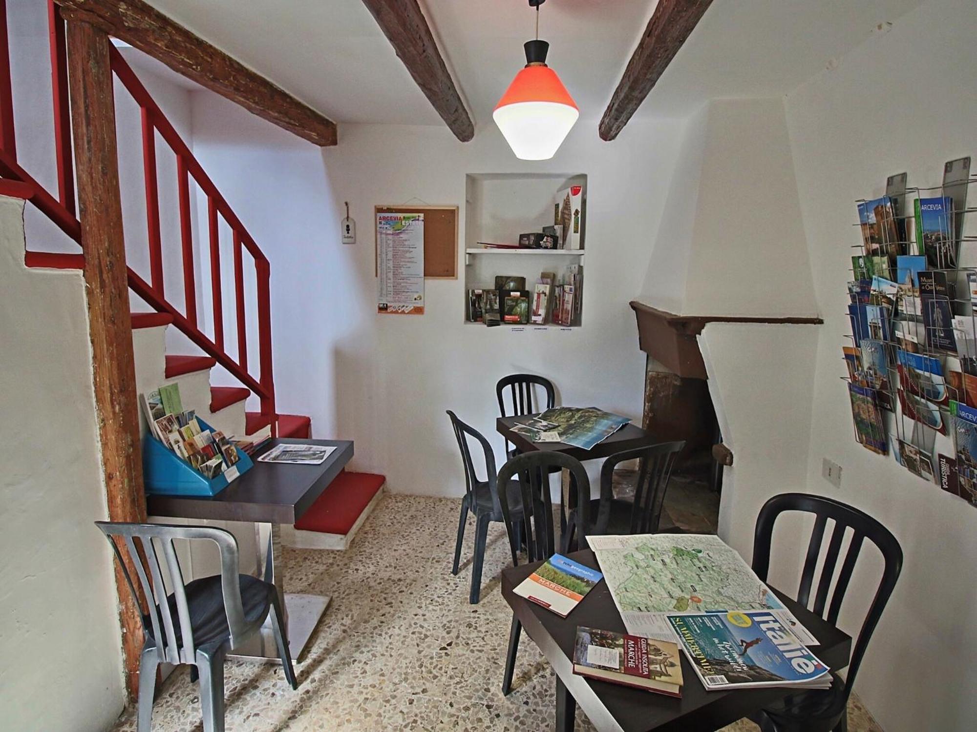 Nice Flat In Arcevia With Swimming Pool Exteriér fotografie