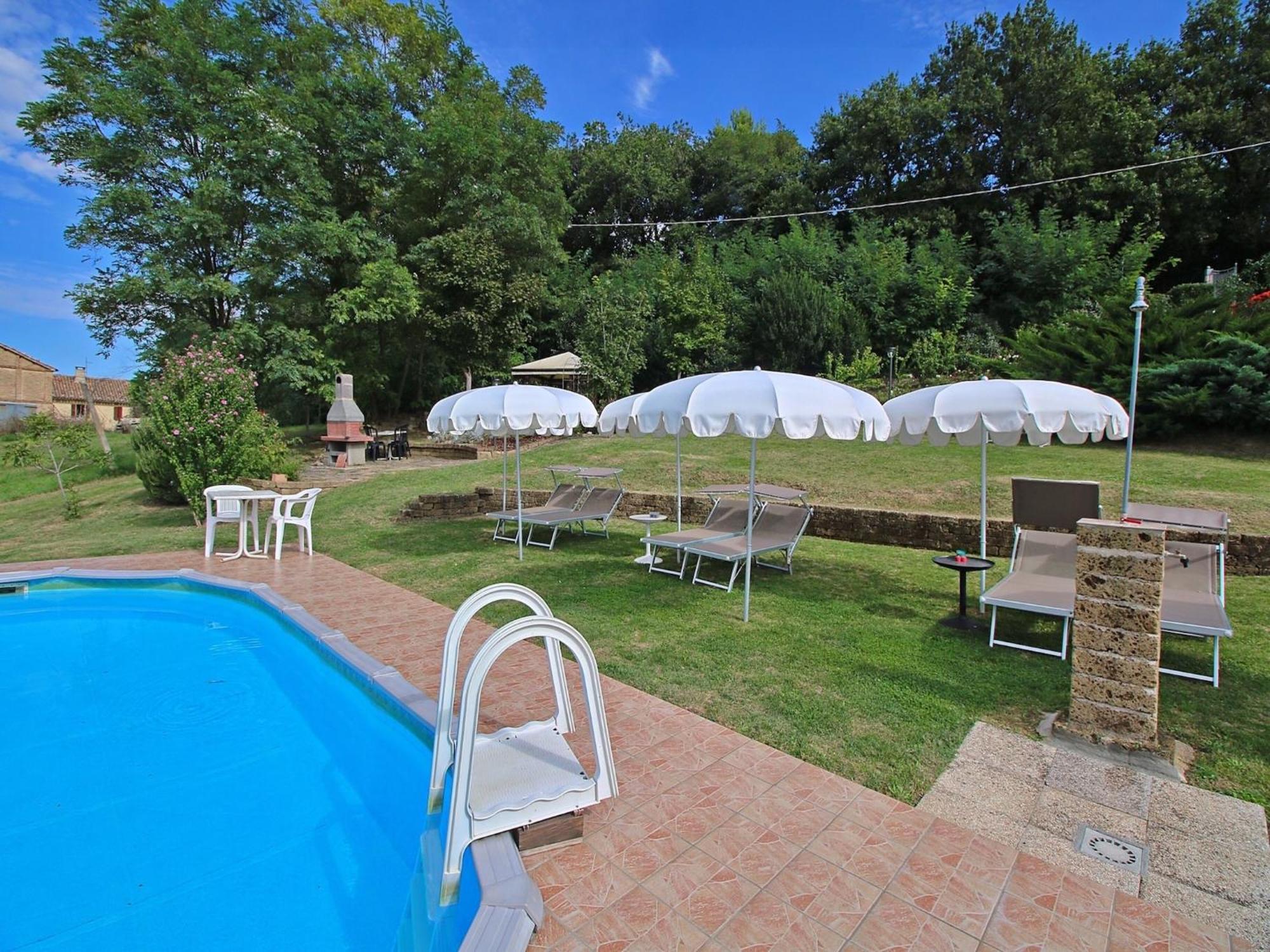 Nice Flat In Arcevia With Swimming Pool Exteriér fotografie