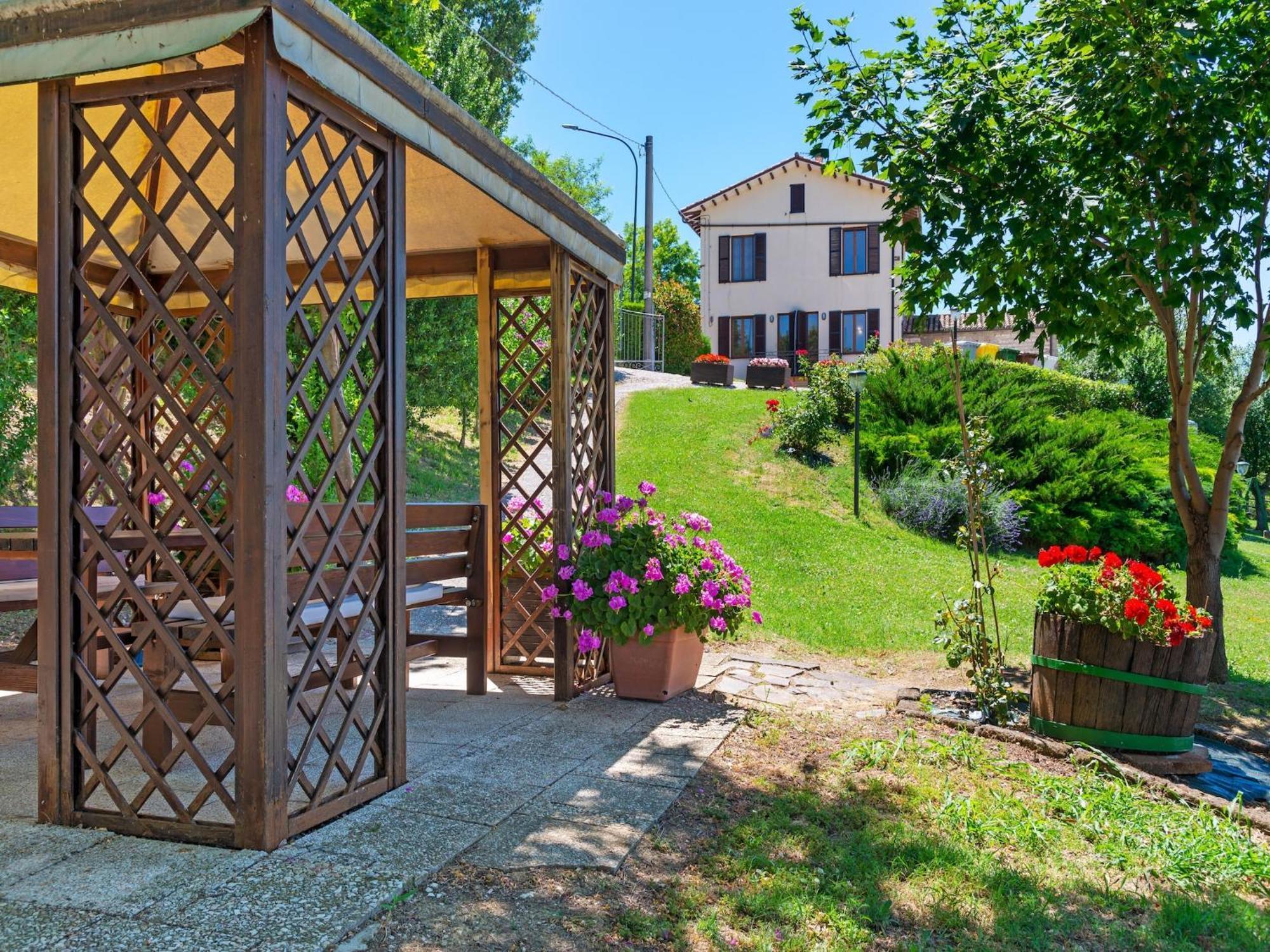 Nice Flat In Arcevia With Swimming Pool Exteriér fotografie
