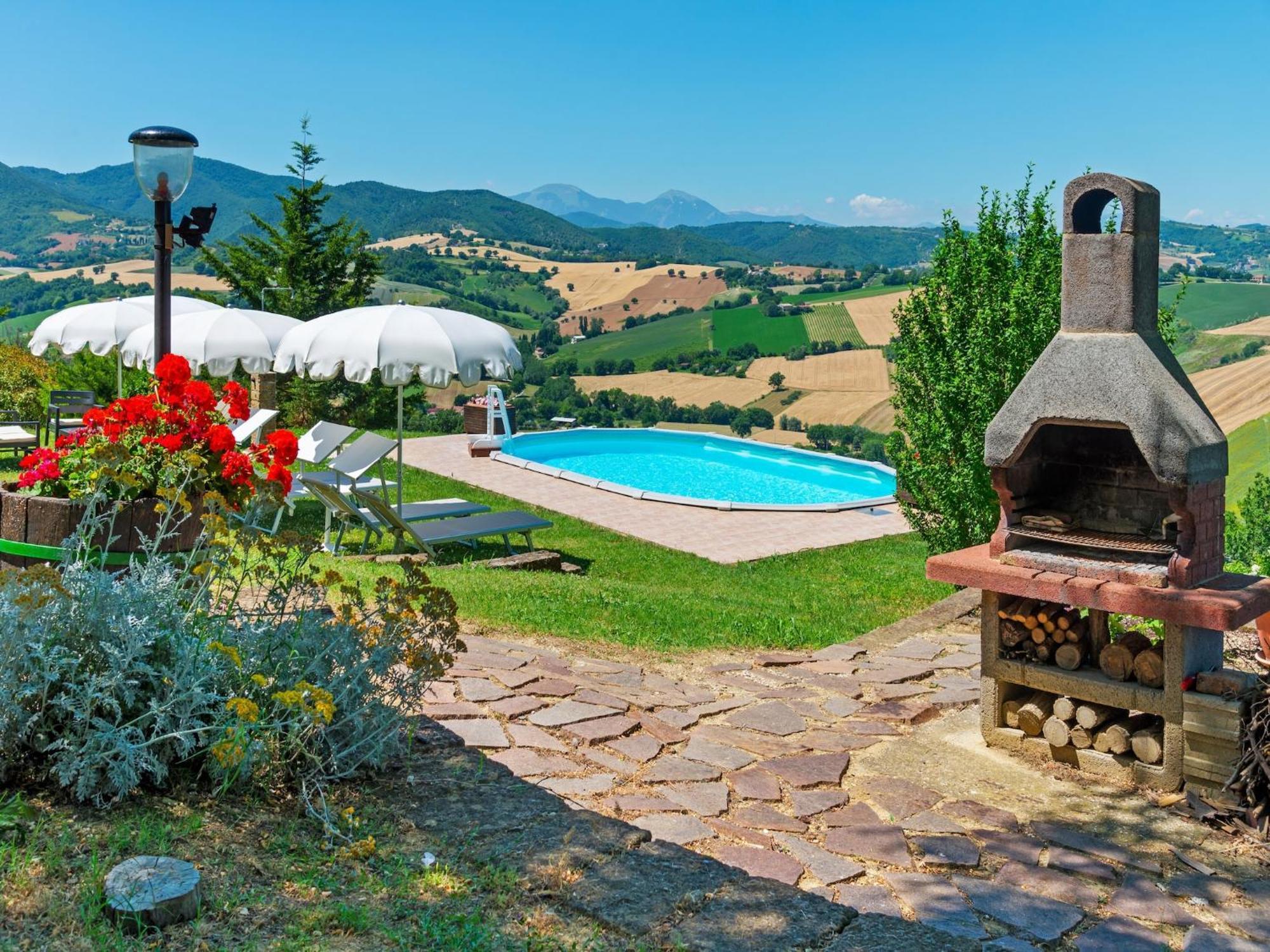Nice Flat In Arcevia With Swimming Pool Exteriér fotografie