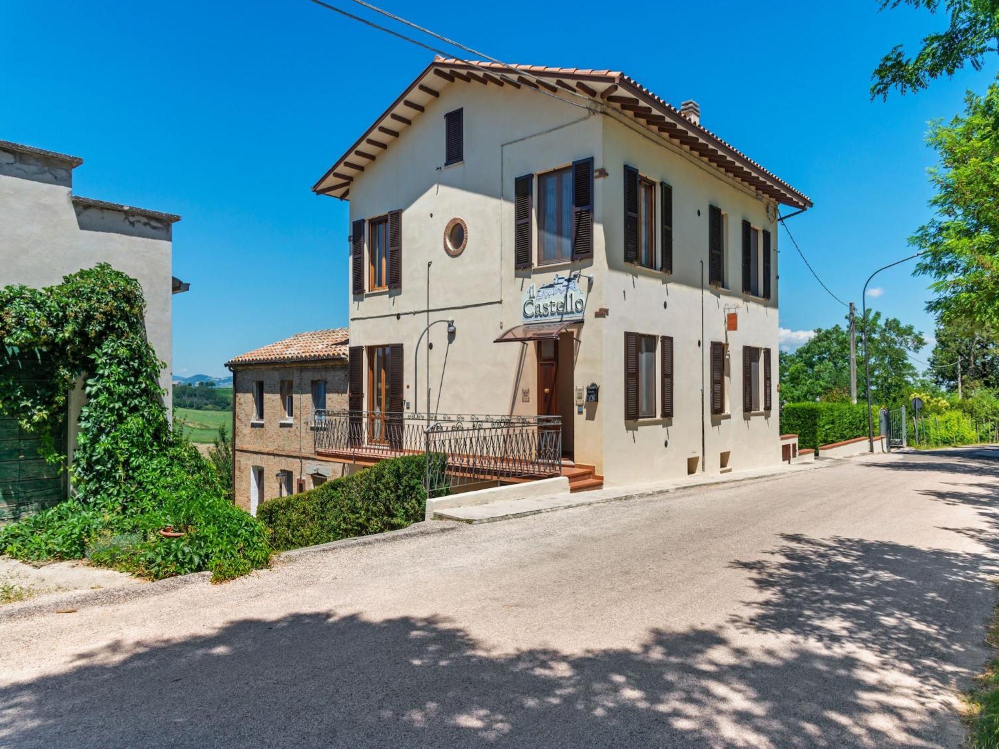 Nice Flat In Arcevia With Swimming Pool Exteriér fotografie